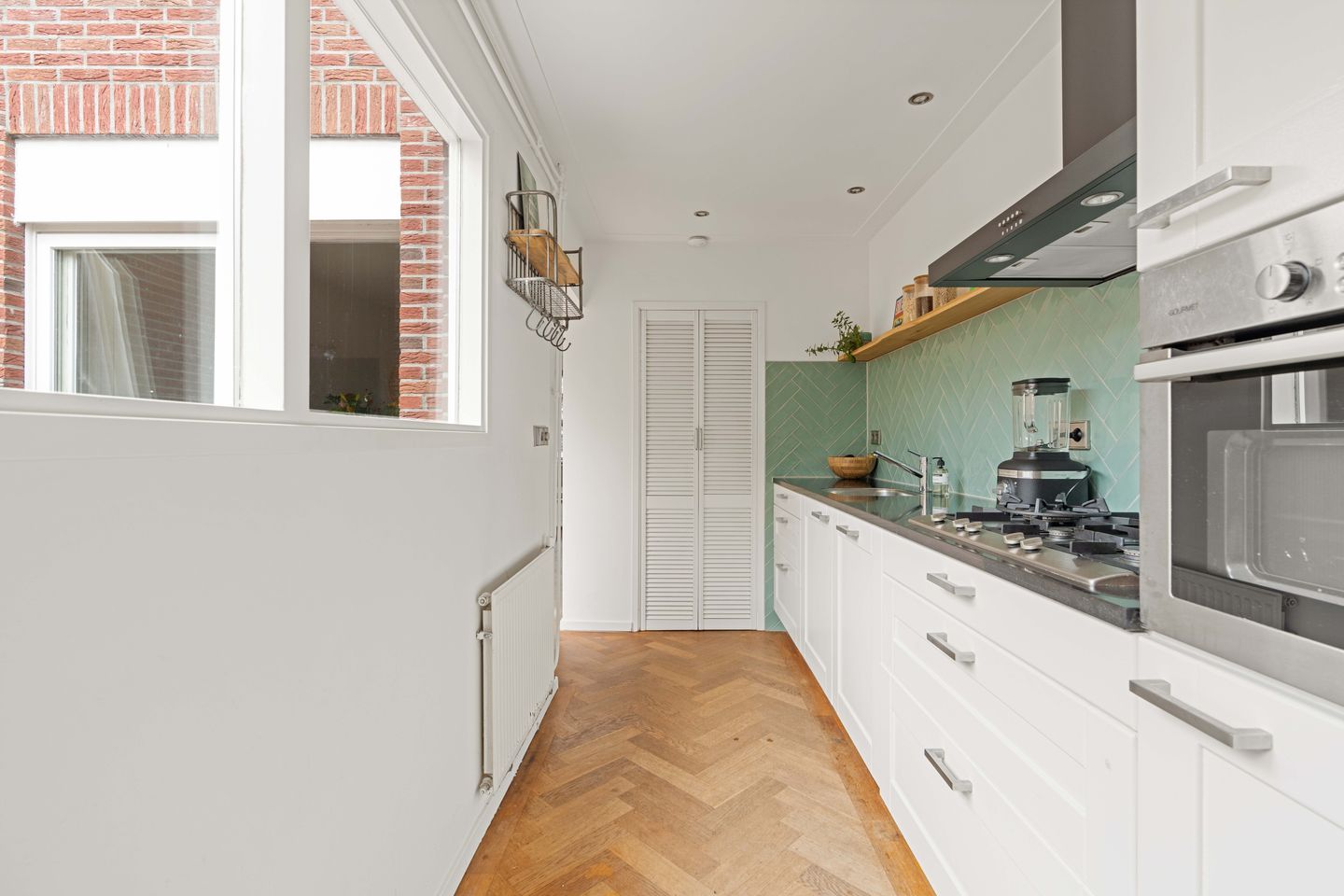 Photo 14 of Maasstraat 46