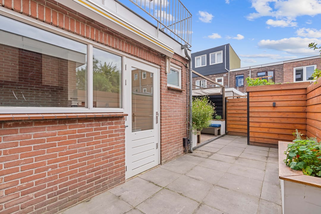 Photo 16 of Maasstraat 46