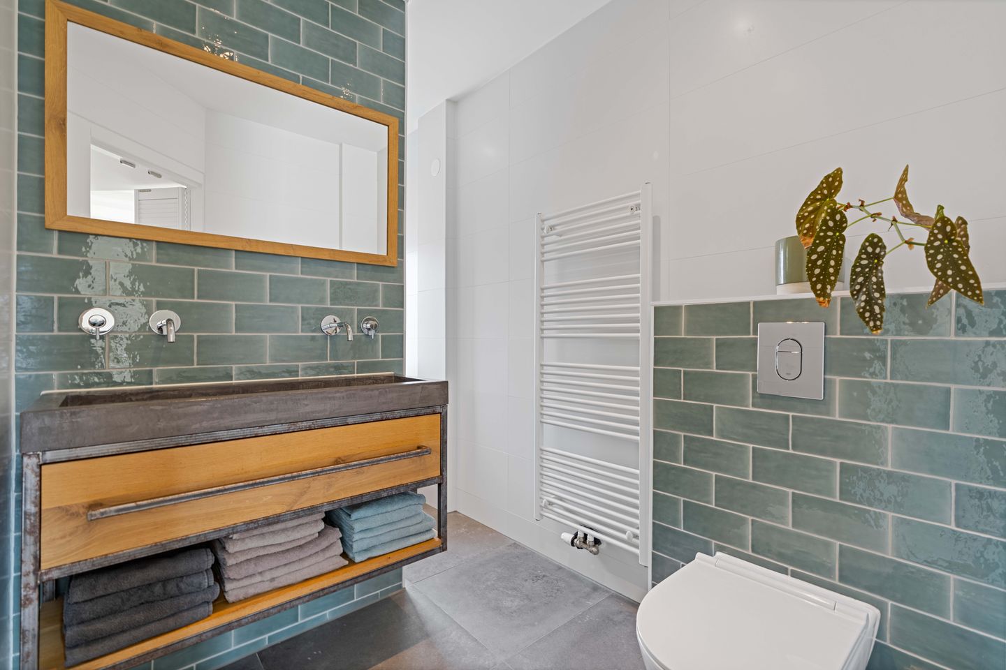 Photo 29 of Maasstraat 46