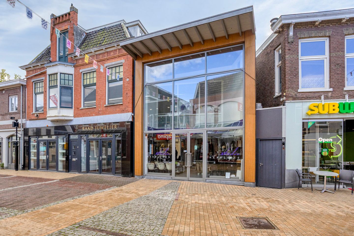 View photo 2 of Oudestraat 3