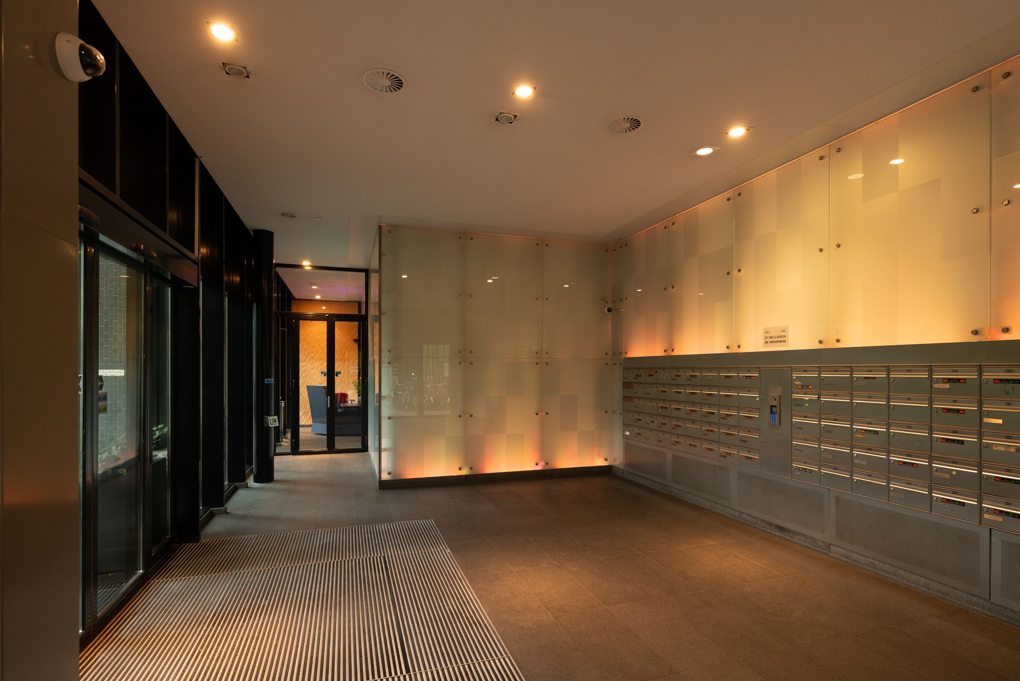 Foto 36 van Gustav Mahlerplein 239