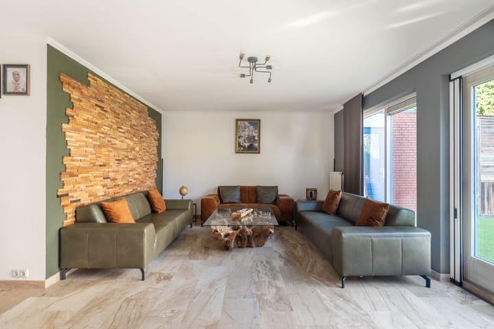 Photo 3 of Pieter acker 18