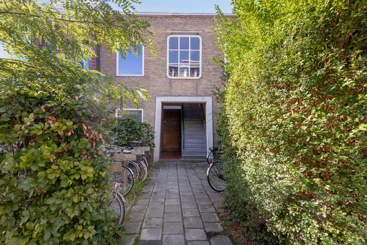 Photo 4 of Heinsiusstraat 18