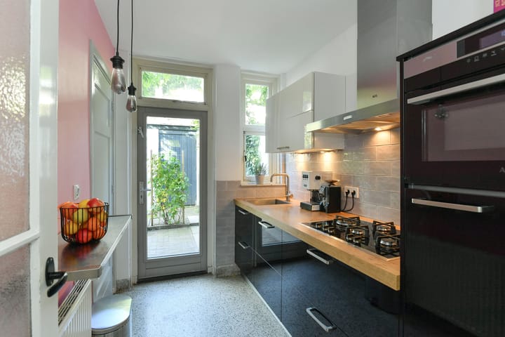 Foto 15 van Vondellaan 63