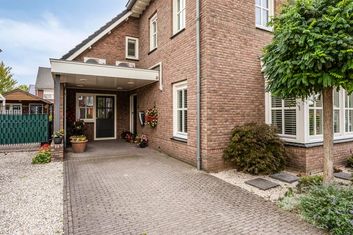 Foto 8 van Ouverturelaan 4