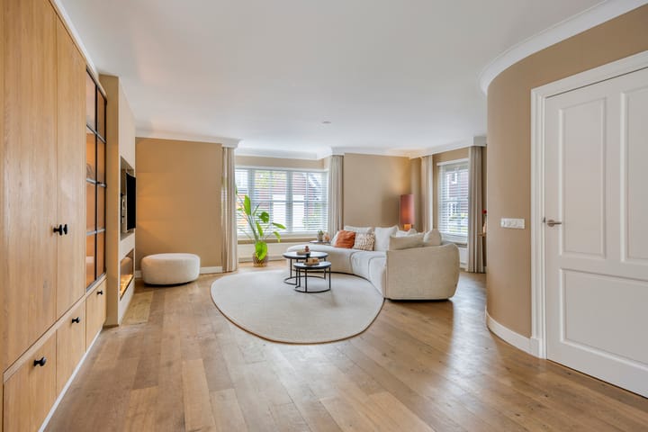 Foto 12 van Ouverturelaan 4