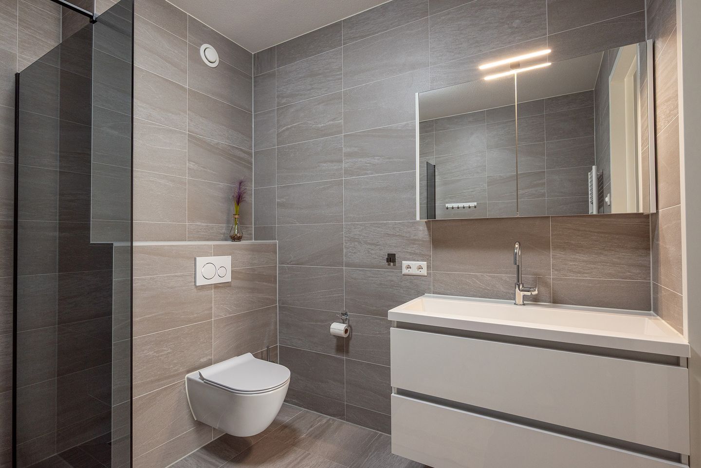 Foto 29 van Anthony Roodvoetsstraat 1