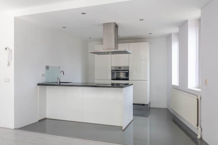 Photo 23 of Jesse Owenshof 80