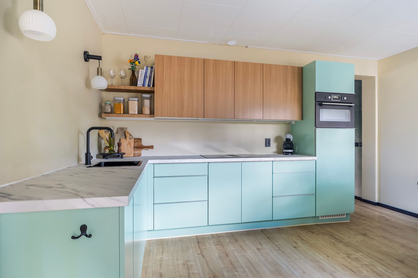 Foto 10 van Keizerskroon 34