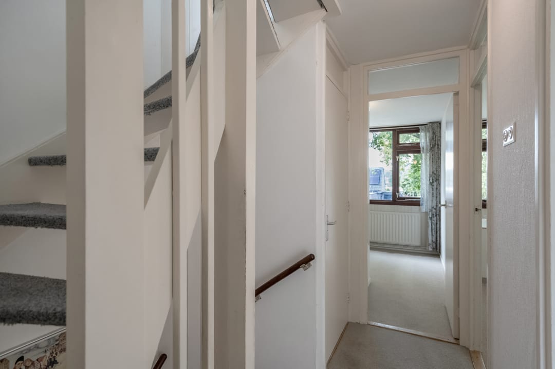 Foto 16 van van Limburg Stirumlaan 51