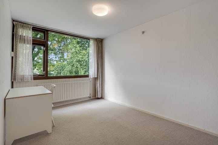 Foto 19 van van Limburg Stirumlaan 51