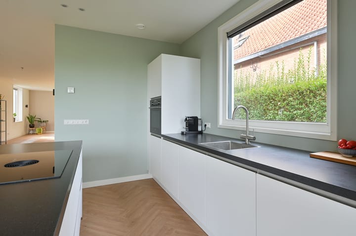 Foto 10 van van Lenneplaan 9