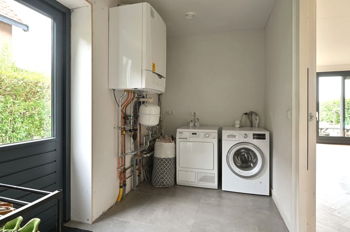 Foto 11 van van Lenneplaan 9