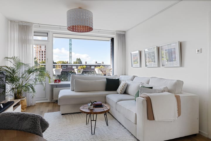 Foto 15 van Mr. G. Groen van Prinstererlaan 325