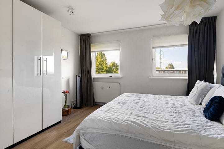 Foto 19 van Mr. G. Groen van Prinstererlaan 325