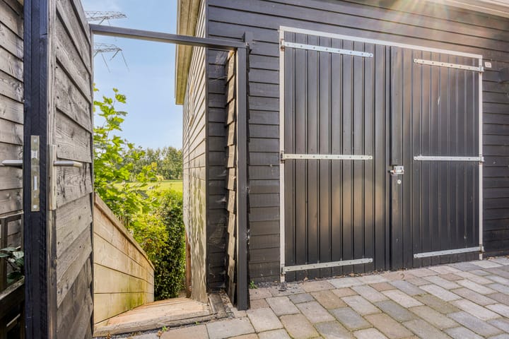 Foto 45 van Albrandswaardsedijk 24