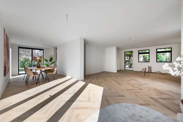 Photo 10 of Frederik Hendriklaan 58