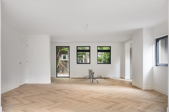 Photo 15 of Frederik Hendriklaan 58