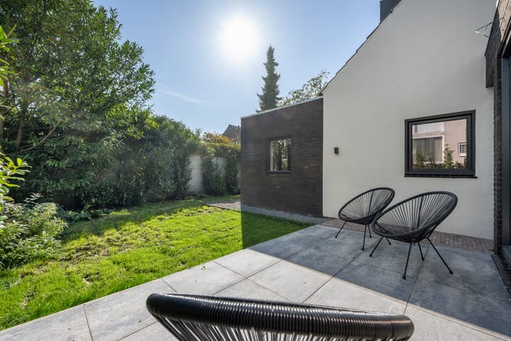 Photo 36 of Frederik Hendriklaan 58