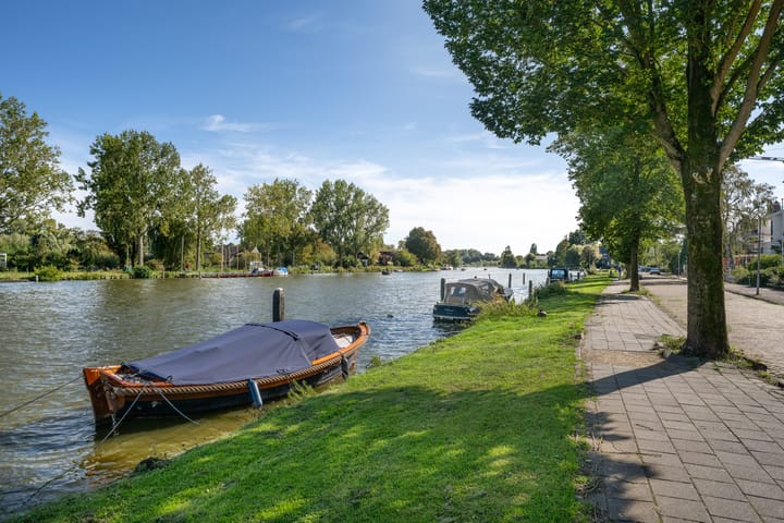 Photo 42 of Frederik Hendriklaan 58