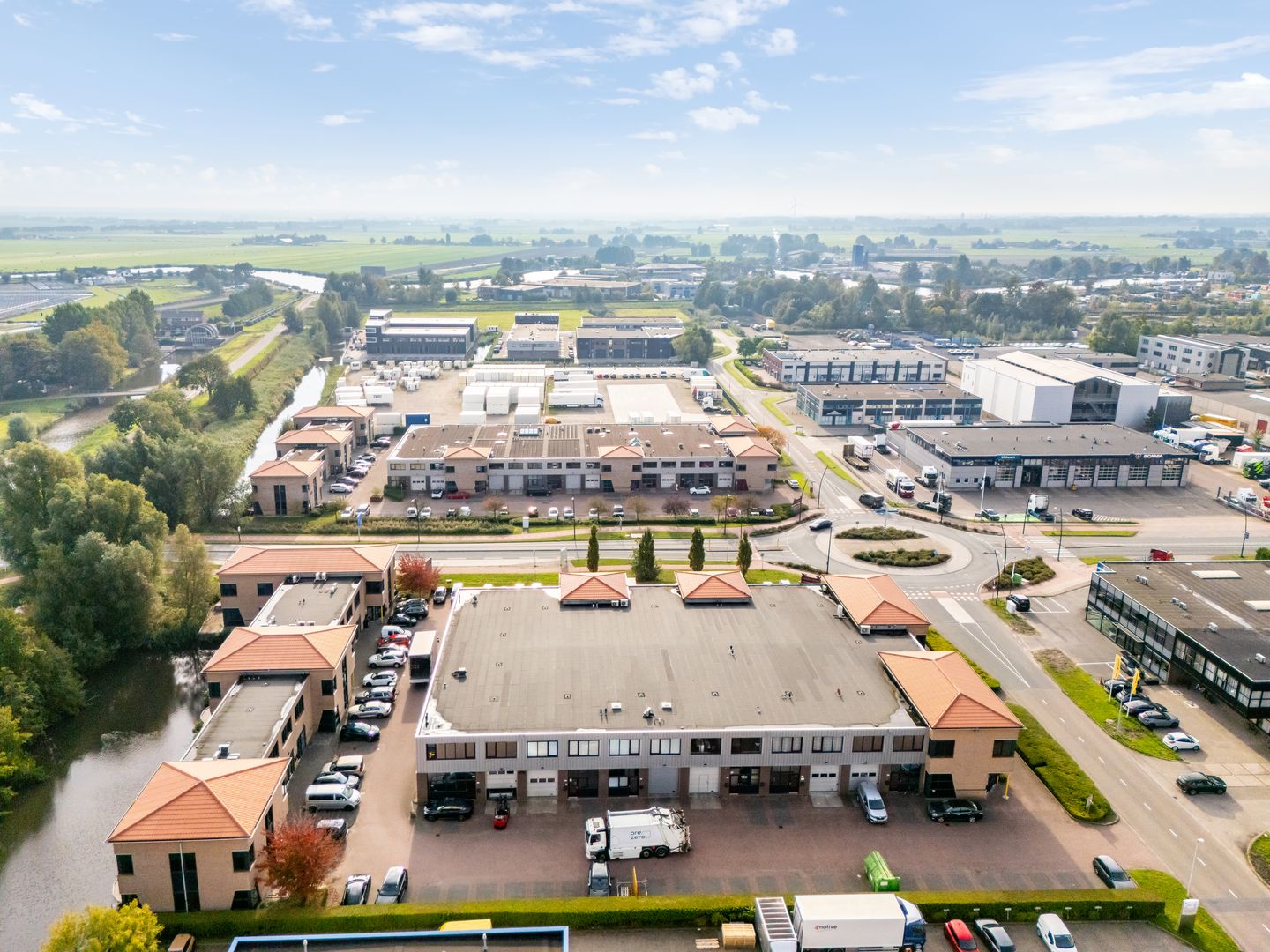 Bekijk foto 2 van Ondernemingsweg 256-258