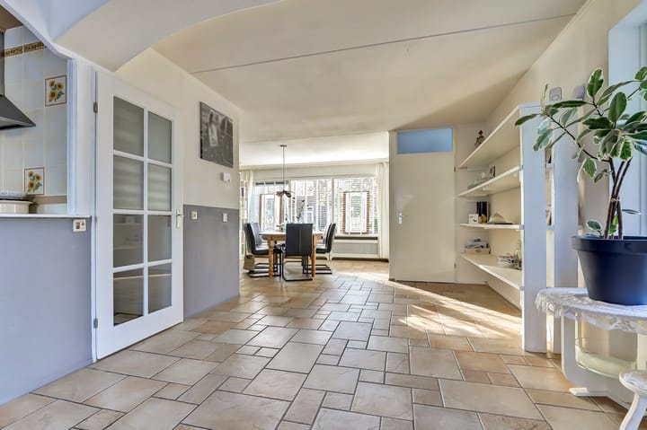 Photo 8 of Van Bossestraat 30