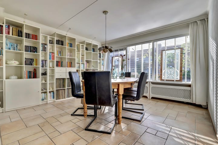 Photo 9 of Van Bossestraat 30