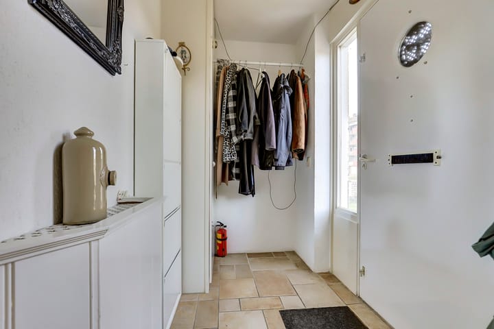 Photo 15 of Van Bossestraat 30