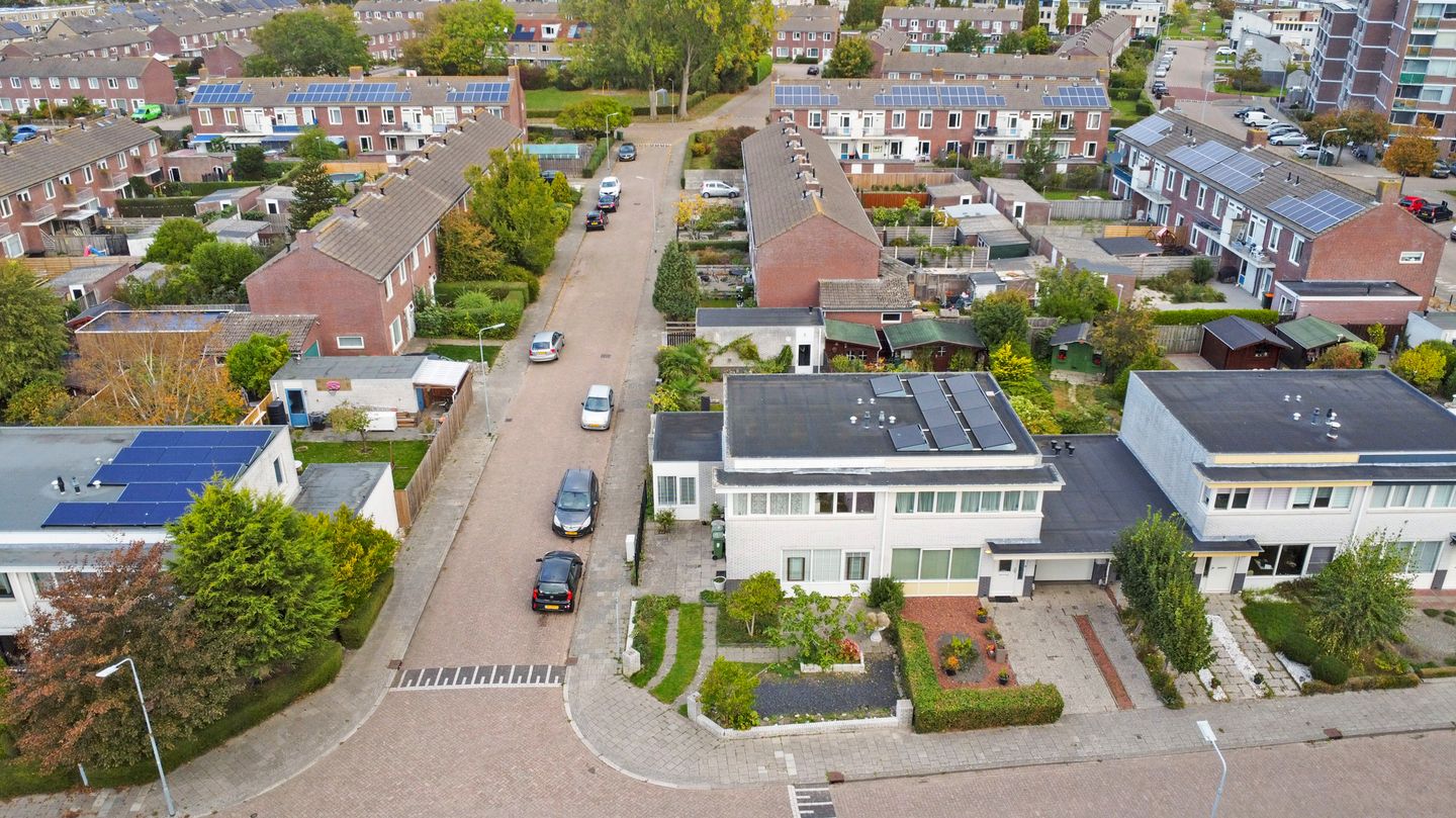 Foto 35 van Van Bossestraat 30