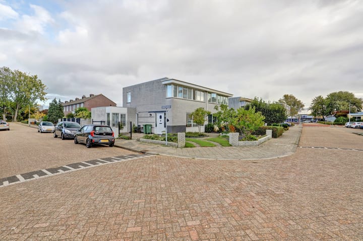 Photo 39 of Van Bossestraat 30