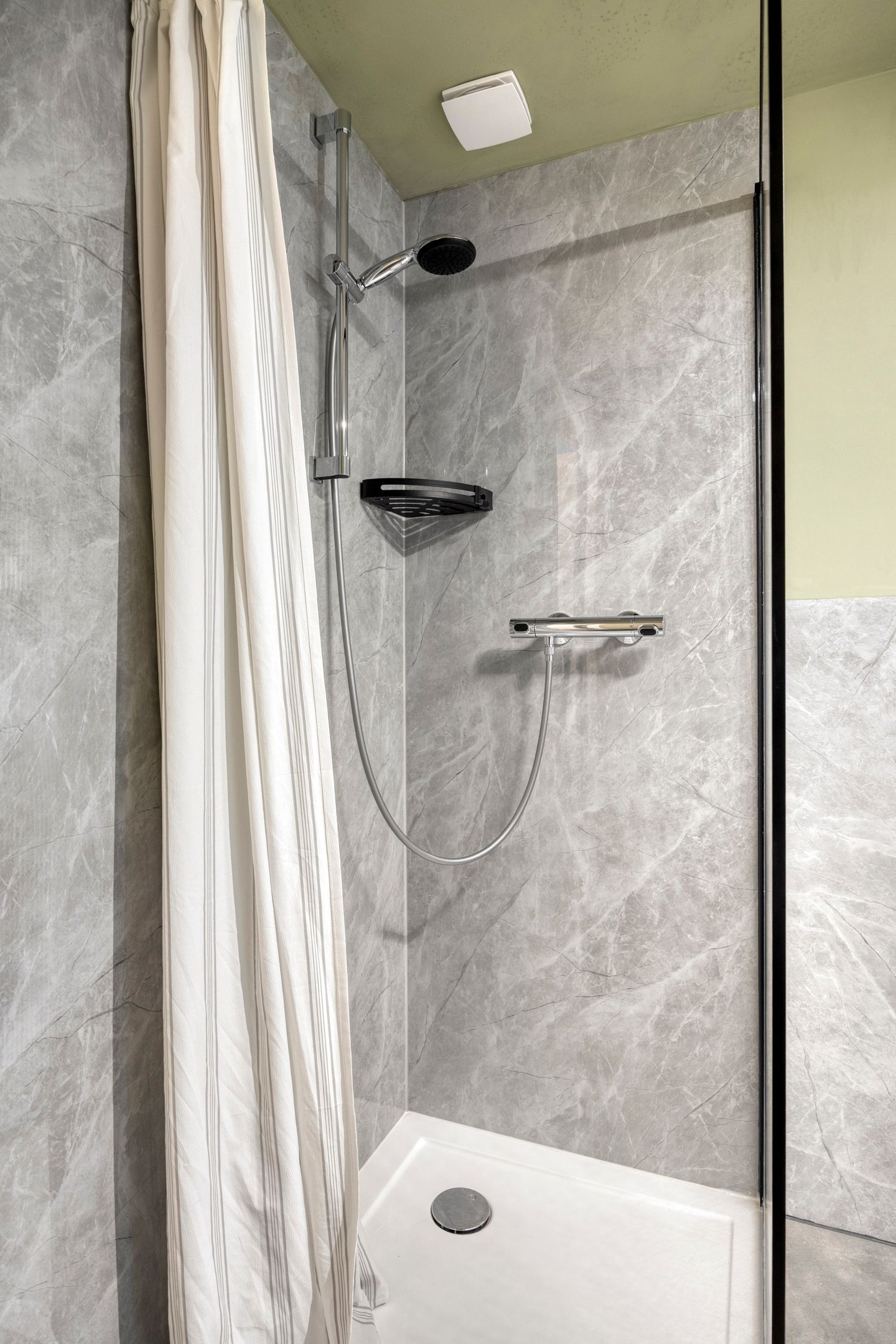 Foto 20 van Ernst Casimirstraat 7