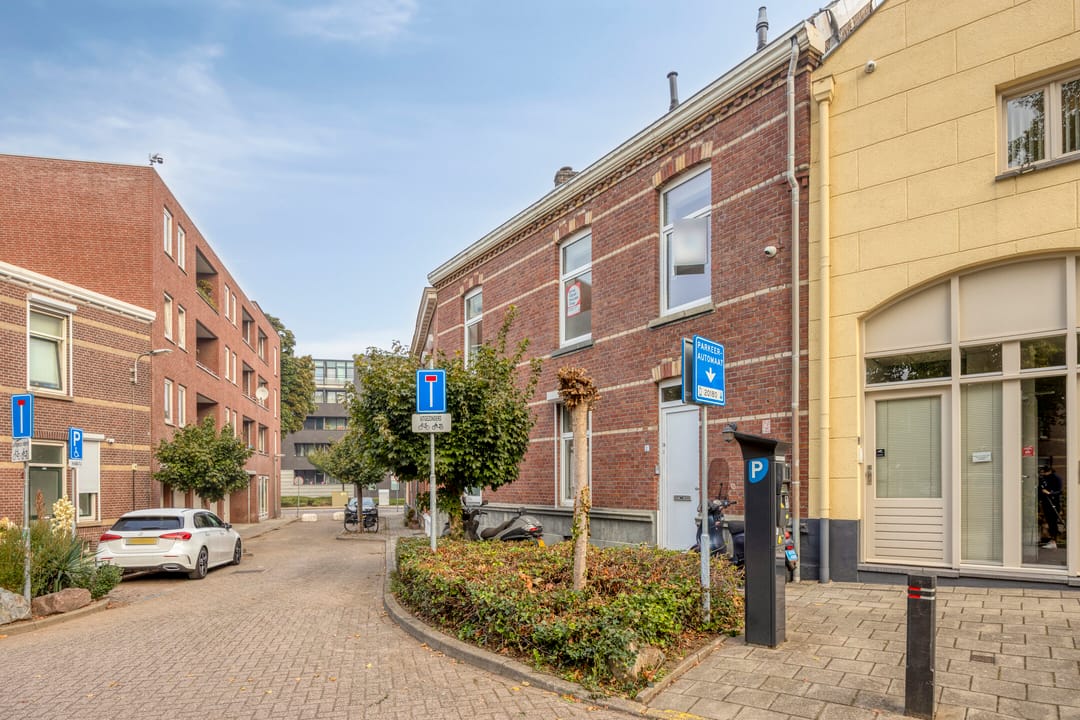 Foto 26 van Ernst Casimirstraat 7