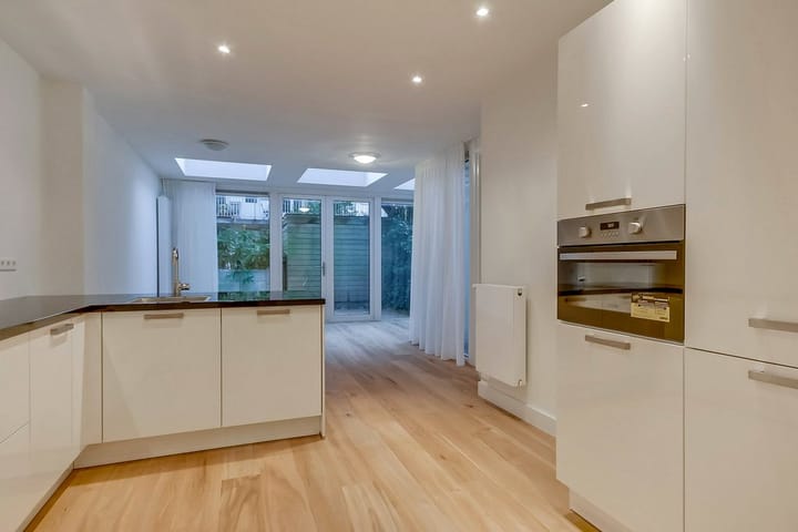 Photo 5 of Rombout Hogerbeetsstraat 42-H