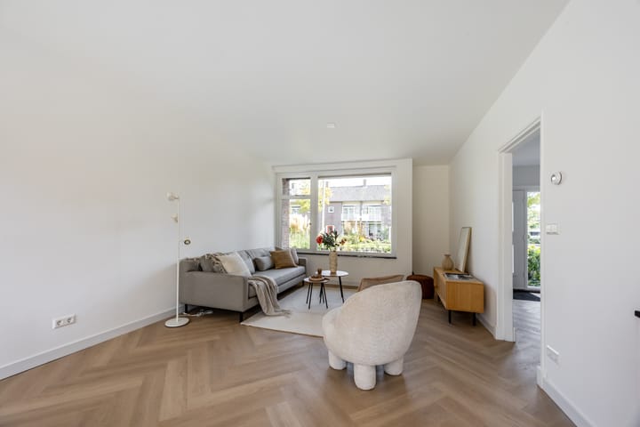 Foto 8 van Troelstralaan 3