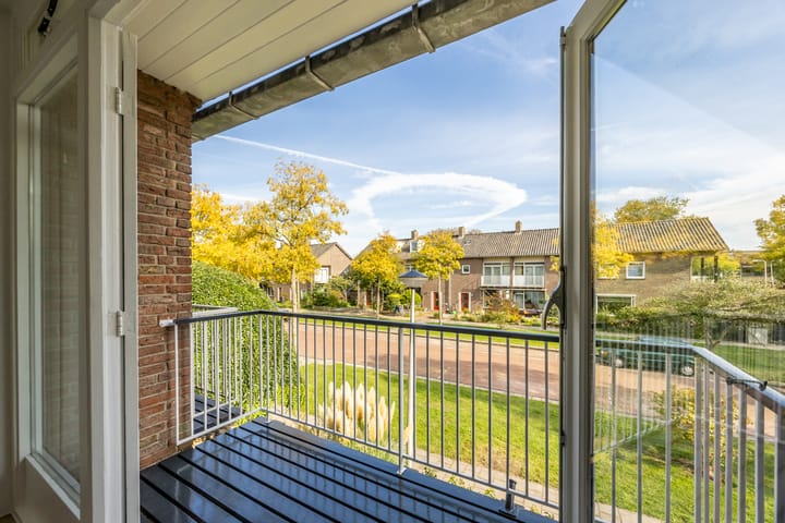 Foto 12 van Troelstralaan 3