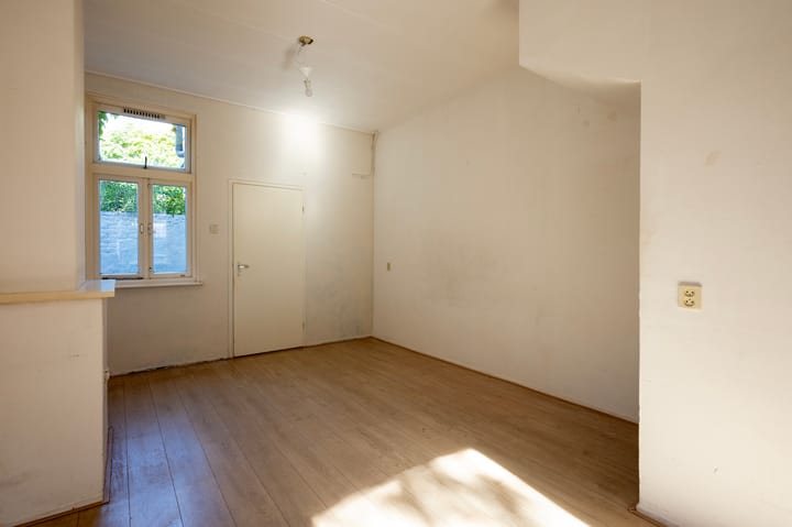 Foto 4 van Mgr. van de Weteringstraat 36