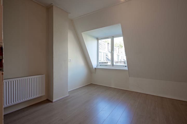 Foto 8 van Mgr. van de Weteringstraat 36