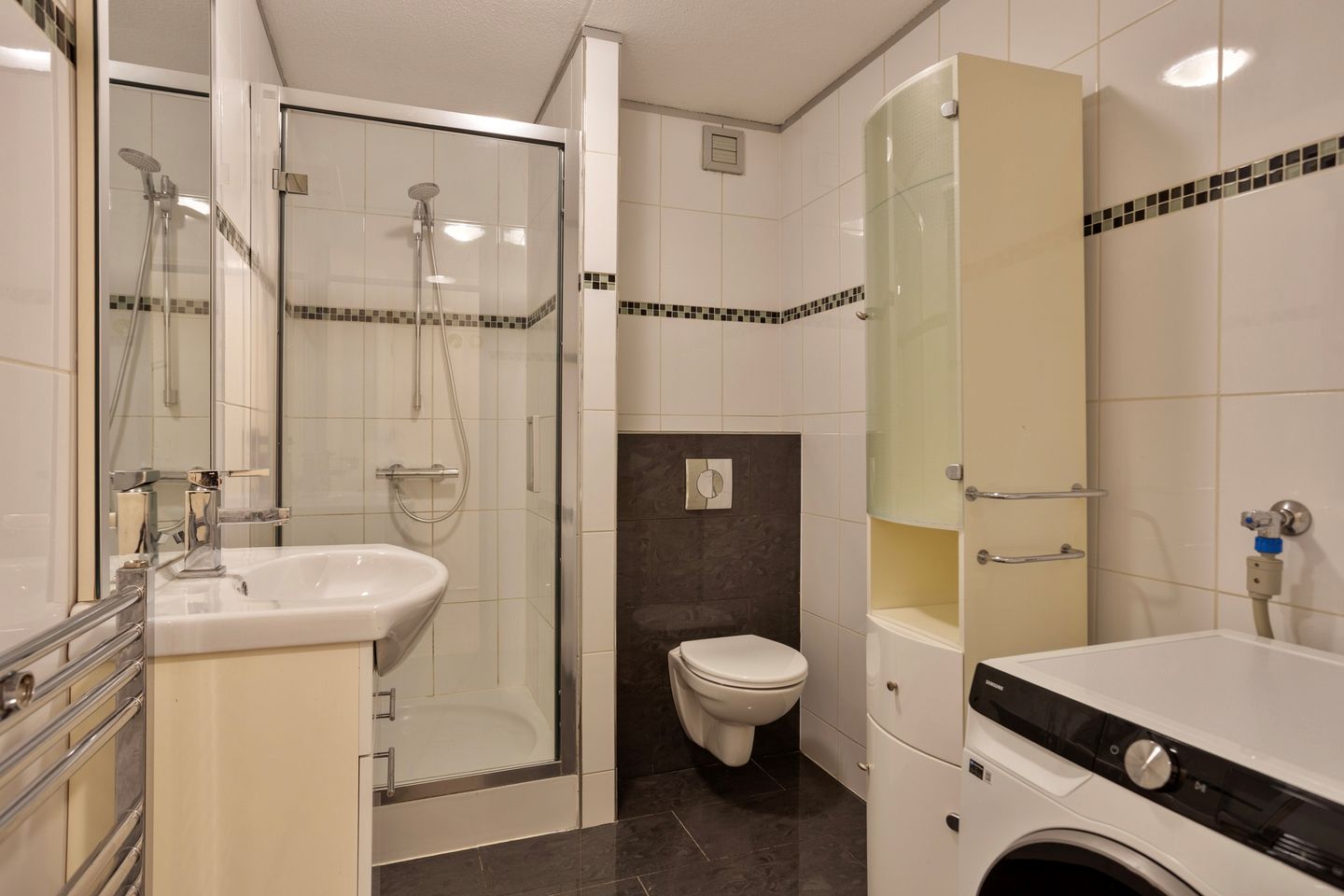 Photo 14 of Prins Hendriklaan 354