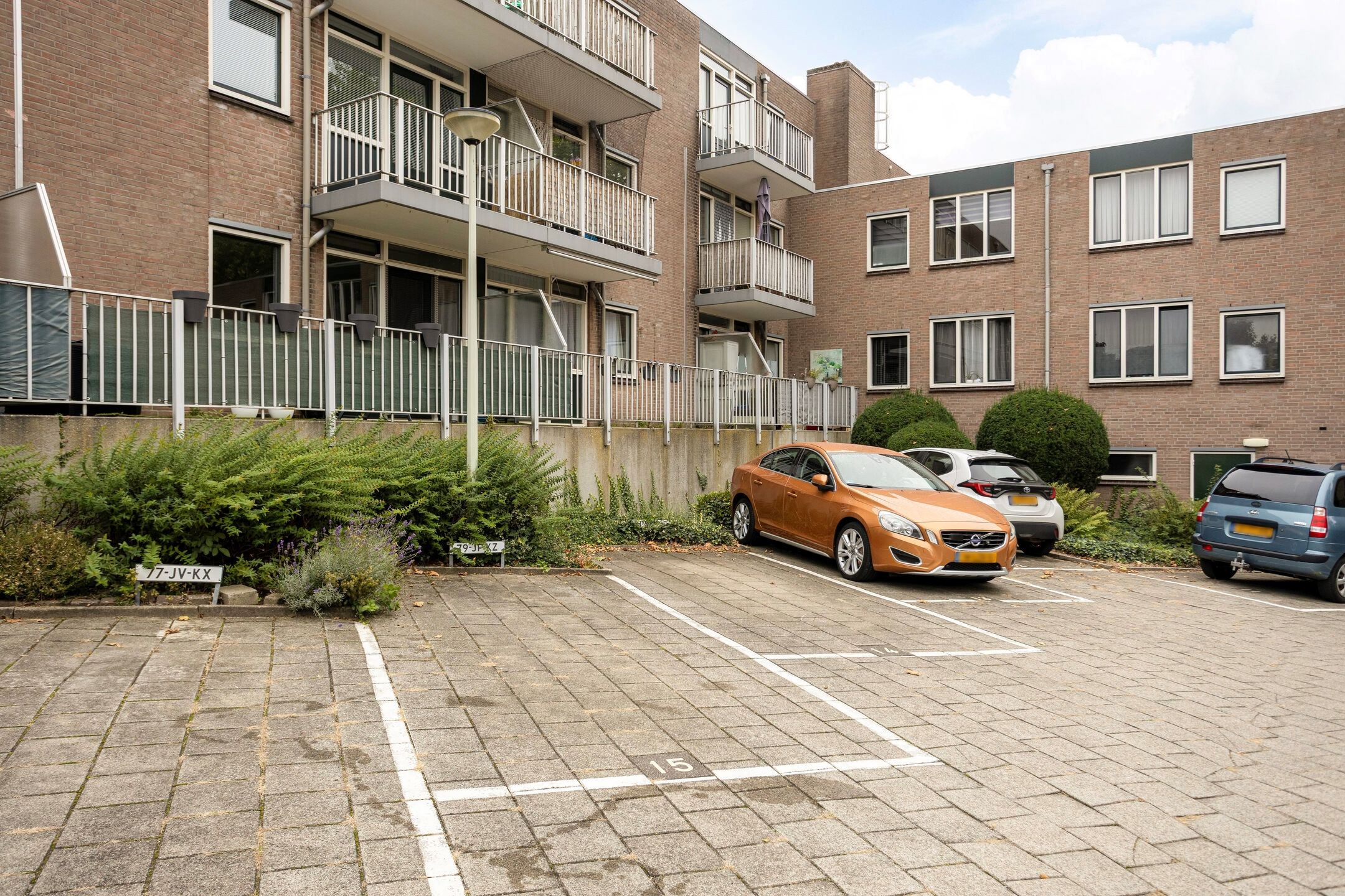 Photo 21 of Prins Hendriklaan 354