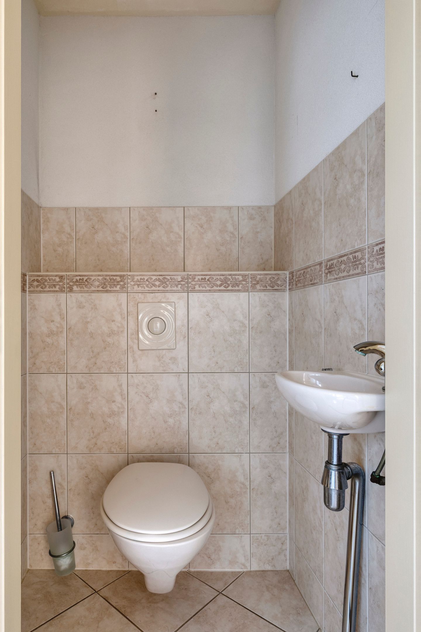 Photo 5 of Schoresteynstraat 19