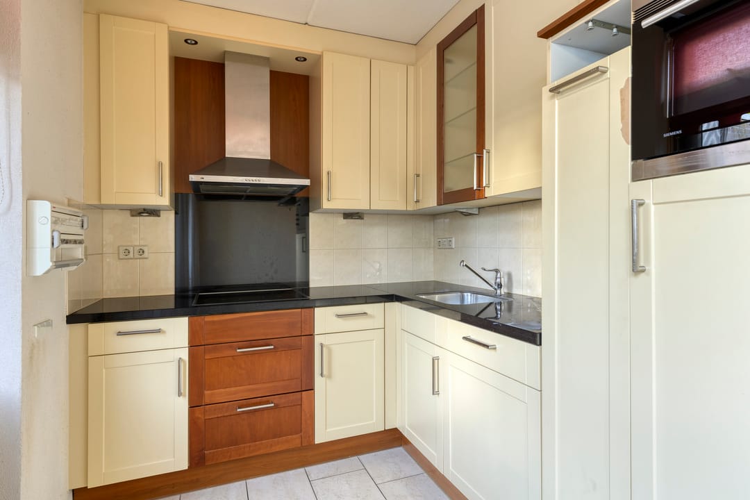 Photo 11 of Schoresteynstraat 19