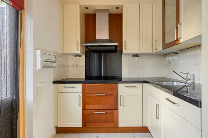 Foto 12 van Schoresteynstraat 19