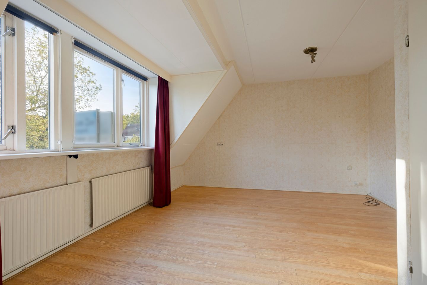 Photo 14 of Schoresteynstraat 19