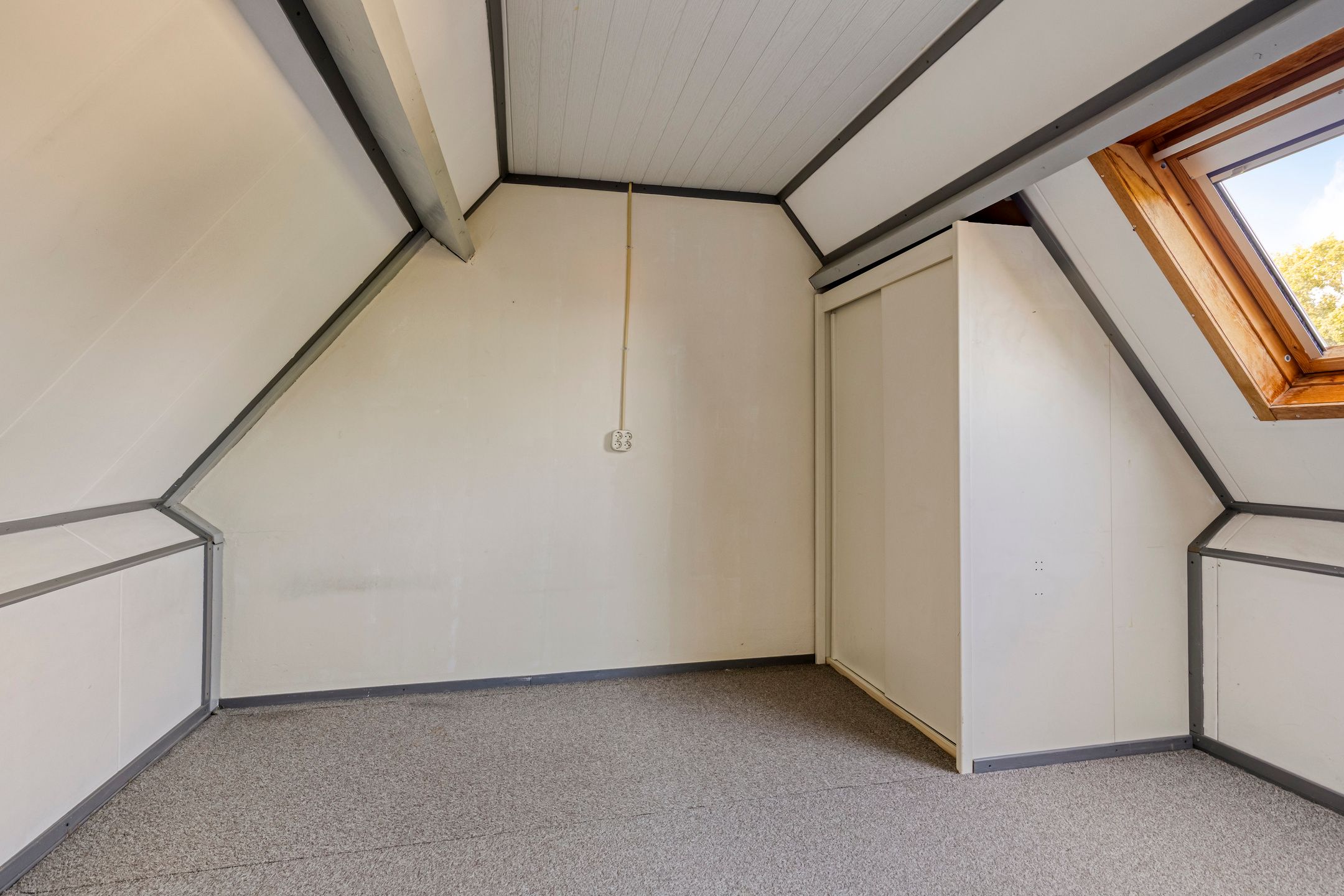 Photo 21 of Schoresteynstraat 19