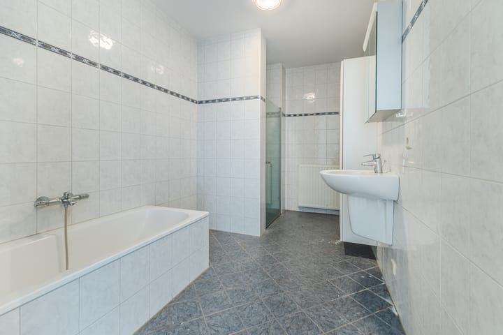 Photo 2 of Laan van Tolkien 238