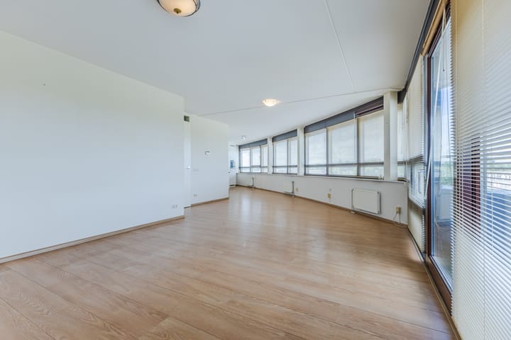 Photo 12 of Laan van Tolkien 238