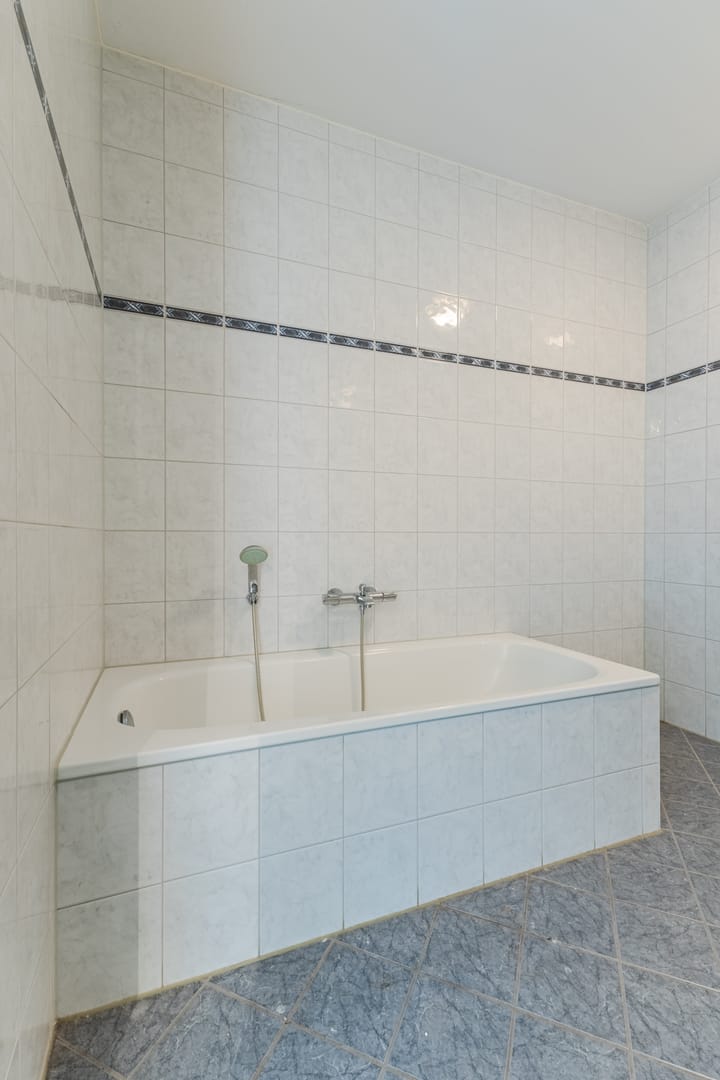 Photo 27 of Laan van Tolkien 238