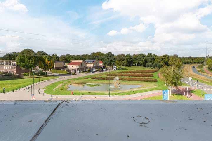 Photo 31 of Laan van Tolkien 238