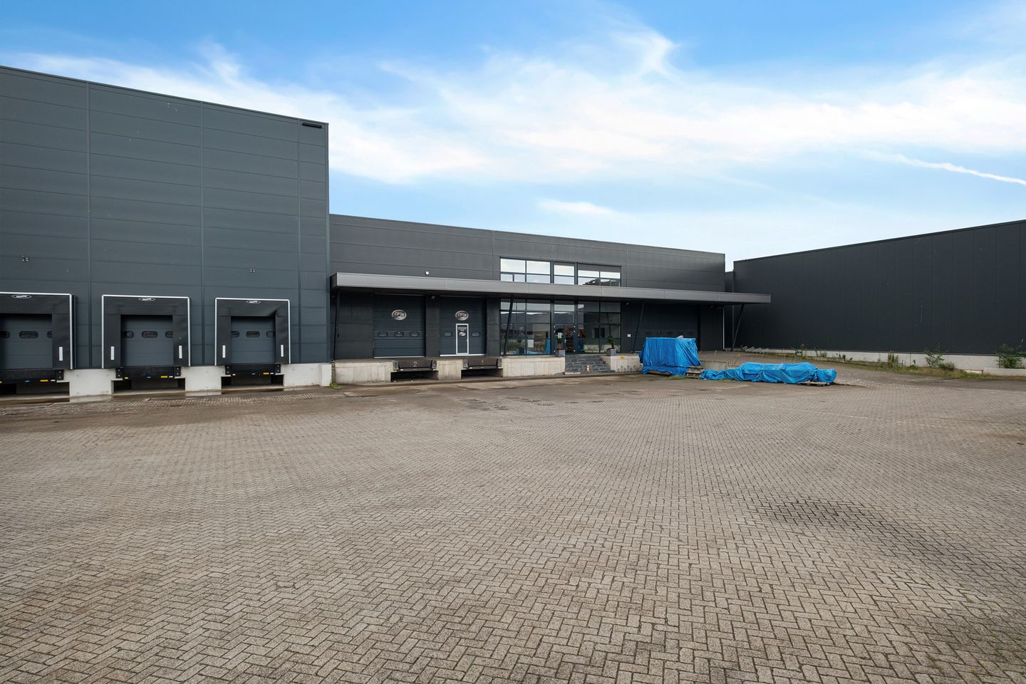 View photo 3 of Rijder 1-A