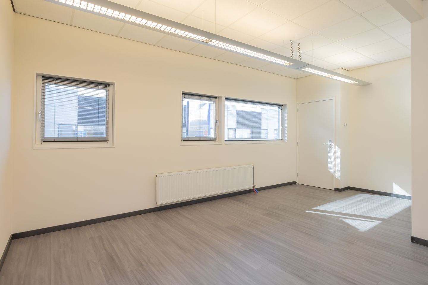 Bekijk foto 4 van Industrieweg 1-F